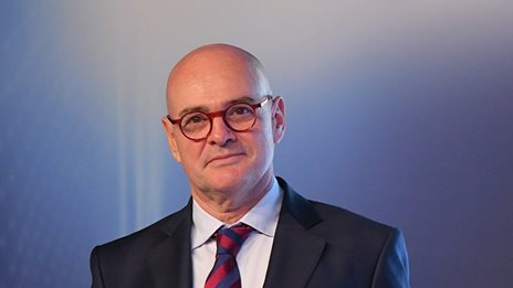 &#x3A7;. &#x39A;&#x3B1;&#x3B2;&#x3B2;&#x3B1;&#x3B4;&#x3AF;&#x3B1;&#x3C2; (Megaplast): &#x393;&#x3B9;&#x3B1;&#x3C4;&#x3AF; &#x3B5;&#x3C0;&#x3B5;&#x3BD;&#x3B4;&#x3CD;&#x3C3;&#x3B1;&#x3BC;&#x3B5; &#x3C3;&#x3C4;&#x3B7;&#x3BD; &#x395;&#x3BB;&#x3BB;&#x3AC;&#x3B4;&#x3B1; &#x3BA;&#x3B1;&#x3B9; &#x3CC;&#x3C7;&#x3B9; &#x3C3;&#x3C4;&#x3B7;&#x3BD; &#x3A0;&#x3BF;&#x3BB;&#x3C9;&#x3BD;&#x3AF;&#x3B1;