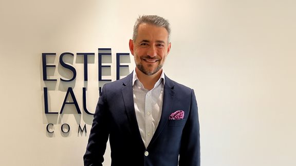 &#x3A4;&#x3BF; &#x3B5;&#x3BB;&#x3BB;&#x3B7;&#x3BD;&#x3B9;&#x3BA;&#x3CC; case study &#x3C4;&#x3B7;&#x3C2; Est&#xE9;e Lauder