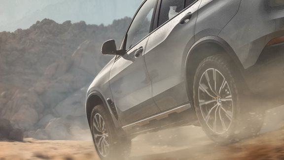 SUV &#x3BA;&#x3B1;&#x3B9; &#x3C5;&#x3B2;&#x3C1;&#x3B9;&#x3B4;&#x3B9;&#x3BA;&#x3AC; &#x3BA;&#x3C5;&#x3C1;&#x3B9;&#x3B1;&#x3C1;&#x3C7;&#x3BF;&#x3CD;&#x3BD; &#x3C3;&#x3C4;&#x3B7;&#x3BD; &#x3B5;&#x3BB;&#x3BB;&#x3B7;&#x3BD;&#x3B9;&#x3BA;&#x3AE; &#x3B1;&#x3B3;&#x3BF;&#x3C1;&#x3AC; &#x3B1;&#x3C5;&#x3C4;&#x3BF;&#x3BA;&#x3B9;&#x3BD;&#x3AE;&#x3C4;&#x3C9;&#x3BD;