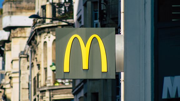Απογοήτευσαν τα έσοδα της McDonald's στο δ' τρίμηνο