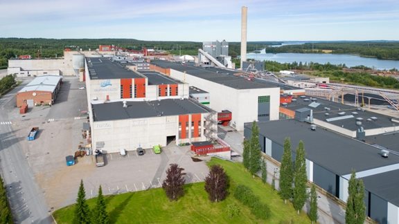 AI Factories: &#x3A4;&#x3BF; &#x3C6;&#x3B9;&#x3BD;&#x3BB;&#x3B1;&#x3BD;&#x3B4;&#x3B9;&#x3BA;&#x3CC; &#x3BC;&#x3BF;&#x3BD;&#x3C4;&#x3AD;&#x3BB;&#x3BF;, &#x3B7; &#x3C3;&#x3C5;&#x3BD;&#x3B5;&#x3C1;&#x3B3;&#x3B1;&#x3C3;&#x3AF;&#x3B1; &#x395;&#x3BB;&#x3BB;&#x3AC;&#x3B4;&#x3B1;&#x3C2;&#x2013;&#x3A6;&#x3B9;&#x3BD;&#x3BB;&#x3B1;&#x3BD;&#x3B4;&#x3AF;&#x3B1;&#x3C2; &amp; &#x3BF;&#x3B9; &#x3B4;&#x3C5;&#x3BD;&#x3B1;&#x3C4;&#x3CC;&#x3C4;&#x3B7;&#x3C4;&#x3B5;&#x3C2; &#x3B3;&#x3B9;&#x3B1; &#x3B5;&#x3C0;&#x3B9;&#x3C7;&#x3B5;&#x3B9;&#x3C1;&#x3AE;&#x3C3;&#x3B5;&#x3B9;&#x3C2; &amp; &#x3B5;&#x3C1;&#x3B5;&#x3C5;&#x3BD;&#x3B7;&#x3C4;&#x3AD;&#x3C2;