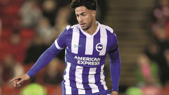 &#x39C;&#x3C0;&#x3AC;&#xB5;&#x3C0;&#x3B7;&#x3C2; &#x39A;&#x3C9;&#x3C3;&#x3C4;&#x3BF;&#x3CD;&#x3BB;&#x3B1;&#x3C2;: &#x391;&#x3C0;&#x3CC; &#x3C4;&#x3B7;&#x3BD; &#x391;&#x3B3;&#x3AF;&#x3B1; &#x386;&#x3BD;&#x3BD;&#x3B1; &#x392;&#x3CC;&#x3BB;&#x3BF;&#x3C5; &#x3C3;&#x3C4;&#x3B7;&#x3BD; Premier League