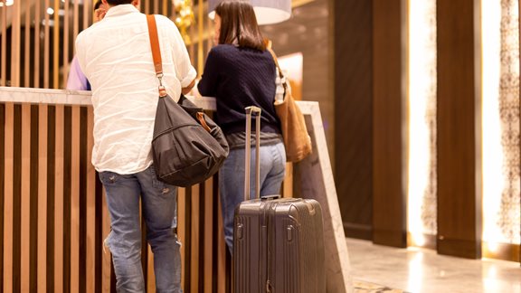 Ξενοδοχεία: Αρνητικό πρόσημο στην απόδοση (και) του Ιουλίου για την Αθήνα