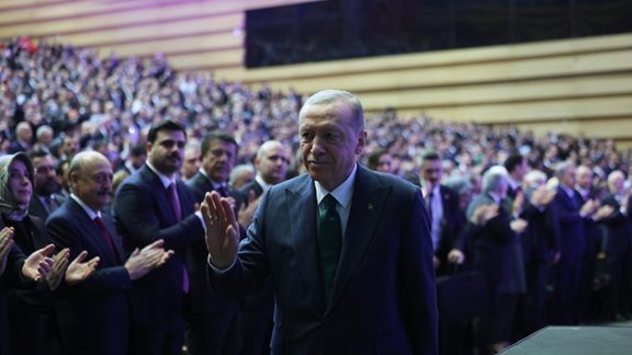 &#x39F;&#x3B9; &#x3BA;&#x3B9;&#x3BD;&#x3AE;&#x3C3;&#x3B5;&#x3B9;&#x3C2; &#x395;&#x3C1;&#x3BD;&#x3C4;&#x3BF;&#x3B3;&#x3AC;&#x3BD; &#x3B3;&#x3B9;&#x3B1; &#x3C4;&#x3B7; &#x3C3;&#x3C4;&#x3C1;&#x3B1;&#x3C4;&#x3B9;&#x3C9;&#x3C4;&#x3B9;&#x3BA;&#x3AE; &#x3B1;&#x3BD;&#x3AC;&#x3C0;&#x3C4;&#x3C5;&#x3BE;&#x3B7; &#x3C4;&#x3B7;&#x3C2; &#x3A4;&#x3BF;&#x3C5;&#x3C1;&#x3BA;&#x3AF;&#x3B1;&#x3C2; &#x3BC;&#x3B5; &#x3C6;&#x3CC;&#x3BD;&#x3C4;&#x3BF; &#x3C4;&#x3BF;&#x3BD; &quot;&#x3A0;&#x3CC;&#x3BB;&#x3B5;&#x3BC;&#x3BF; &#x3C4;&#x3C9;&#x3BD; 12 &#x397;&#x3BC;&#x3B5;&#x3C1;&#x3CE;&#x3BD;&quot;