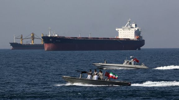 &#x3A3;&#x3C4;&#x3B5;&#x3BD;&#x3AC; &#x3C4;&#x3BF;&#x3C5; &#x39F;&#x3C1;&#x3BC;&#x3BF;&#x3CD;&#x3B6;: &#x39F; &#x3C0;&#x3BB;&#x3B1;&#x3BD;&#x3AE;&#x3C4;&#x3B7;&#x3C2; &#x3B5;&#x3BD;&#x3CE;&#x3C0;&#x3B9;&#x3BF;&#x3BD; &#x3B5;&#x3BD;&#x3CC;&#x3C2; &#x3C0;&#x3B9;&#x3B8;&#x3B1;&#x3BD;&#x3BF;&#x3CD; &#x3B5;&#x3BD;&#x3B5;&#x3C1;&#x3B3;&#x3B5;&#x3B9;&#x3B1;&#x3BA;&#x3BF;&#x3CD; &#x3C3;&#x3BF;&#x3BA;