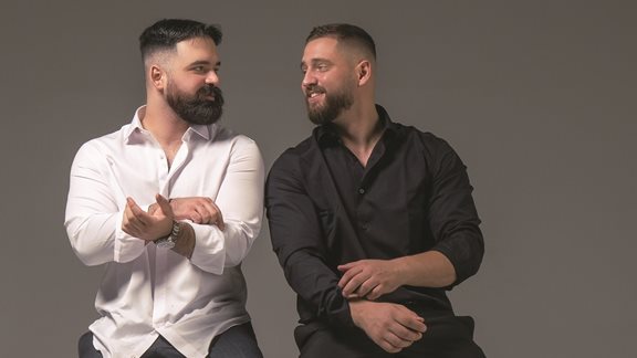 Ιωάννης Μαλαθουνιάδης-Μάξιμος Χολοκολός: Μια δημιουργική "συμμαχία" που μετέτρεψε τη Maverix σε ένα ισχυρό Creative Agency