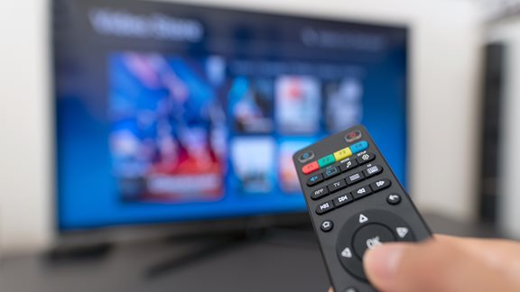 &#x39D;&#x3AD;&#x3BF;&#x3C2; &#x3C0;&#x3B1;&#x3AF;&#x3BA;&#x3C4;&#x3B7;&#x3C2; &#x3C3;&#x3C4;&#x3B7; &#x3C3;&#x3C5;&#x3BD;&#x3B4;&#x3C1;&#x3BF;&#x3BC;&#x3B7;&#x3C4;&#x3B9;&#x3BA;&#x3AE; TV &#x3B7; Alter Ego &#x2013; &#x3A0;&#x3CE;&#x3C2; &#x3B1;&#x3BB;&#x3BB;&#x3AC;&#x3B6;&#x3B5;&#x3B9; &#x3BF; &#x3C7;&#x3AC;&#x3C1;&#x3C4;&#x3B7;&#x3C2; &#x3C4;&#x3B7;&#x3C2; &#x3B1;&#x3B3;&#x3BF;&#x3C1;&#x3AC;&#x3C2;