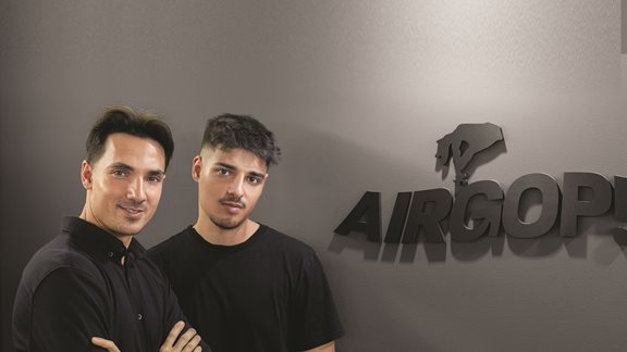 Βιγλατζής Κωνσταντίνος, Βιγλατζής Φίλιππος:  Δηµιουργία µοναδικών αρωµατικών αυτοκινήτου και χώρου