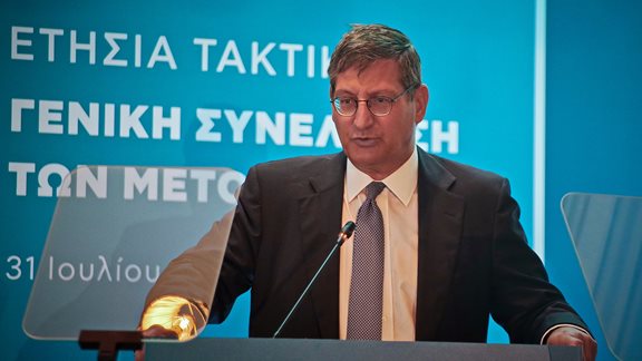&#x395;&#x3A4;&#x395;: &#x3A4;&#x3B1; &#x3C0;&#x3BB;&#x3B5;&#x3BF;&#x3BD;&#x3AC;&#x3B6;&#x3BF;&#x3BD;&#x3C4;&#x3B1; &#x3BA;&#x3B5;&#x3C6;&#x3AC;&#x3BB;&#x3B1;&#x3B9;&#x3B1; &#x20AC;5,8 &#x3B4;&#x3B9;&#x3C3;. &#x3BA;&#x3B1;&#x3B9; &#x3BF;&#x3B9; &#x3B5;&#x3C0;&#x3B5;&#x3BD;&#x3B4;&#x3CD;&#x3C3;&#x3B5;&#x3B9;&#x3C2; &#x2013; &#x3A3;&#x3C4;&#x3CC;&#x3C7;&#x3BF;&#x3B9; &#x3C0;&#x3BF;&#x3C5; &quot;&#x3C6;&#x3C9;&#x3C4;&#x3BF;&#x3B3;&#x3C1;&#x3AC;&#x3C6;&#x3B9;&#x3C3;&#x3B5;&quot; &#x3BF; &#x3A0;. &#x39C;&#x3C5;&#x3BB;&#x3C9;&#x3BD;&#x3AC;&#x3C2;