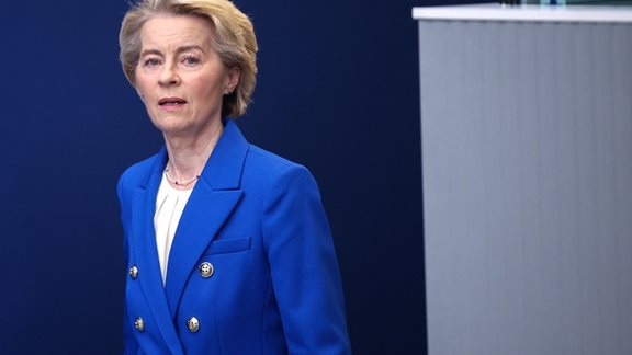 &#x39F;&#x3B9; 100 &#x3C0;&#x3B9;&#x3BF; &#x3B9;&#x3C3;&#x3C7;&#x3C5;&#x3C1;&#x3AD;&#x3C2; &#x3B3;&#x3C5;&#x3BD;&#x3B1;&#x3AF;&#x3BA;&#x3B5;&#x3C2; &#x3C4;&#x3BF;&#x3C5; &#x3C0;&#x3BB;&#x3B1;&#x3BD;&#x3AE;&#x3C4;&#x3B7; &#x3B3;&#x3B9;&#x3B1; &#x3C4;&#x3BF; 2025