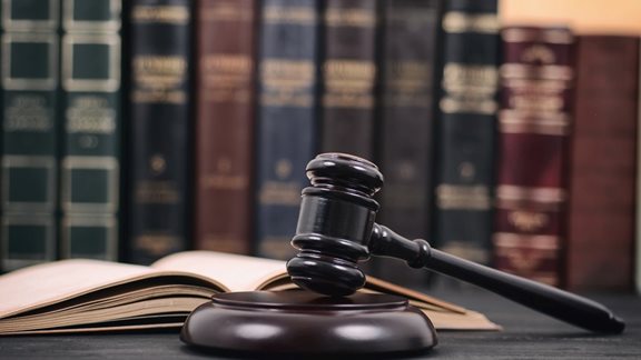 &#x3A0;&#x3BB;&#x3B5;&#x3B9;&#x3C3;&#x3C4;&#x3B7;&#x3C1;&#x3B9;&#x3B1;&#x3C3;&#x3BC;&#x3BF;&#x3AF;: &#x3A4;&#x3B1; &quot;&#x3B2;&#x3B1;&#x3C1;&#x3B9;&#x3AC;&quot; &#x3C3;&#x3C6;&#x3C5;&#x3C1;&#x3B9;&#x3AC; &#x3C0;&#x3BF;&#x3C5; &#x3AD;&#x3C1;&#x3C7;&#x3BF;&#x3BD;&#x3C4;&#x3B1;&#x3B9; &#x3C4;&#x3BF;&#x3BD; &#x394;&#x3B5;&#x3BA;&#x3AD;&#x3BC;&#x3B2;&#x3C1;&#x3B9;&#x3BF;