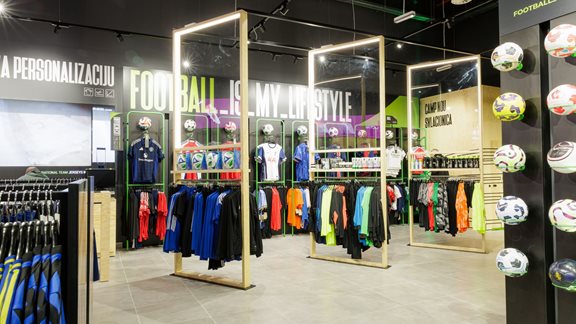 &#x39D;&#x3C4;&#x3AD;&#x3C1;&#x3BC;&#x3C0;&#x3B9; Fourlis - &#x3A0;&#x3BF;&#x3BB;&#x3C9;&#x3BD;&#x3BF;&#x3CD; retailer &#x3B3;&#x3B9;&#x3B1; &#x3C0;&#x3BF;&#x3B4;&#x3BF;&#x3C3;&#x3C6;&#x3B1;&#x3B9;&#x3C1;&#x3B9;&#x3BA;&#x3AC; &#x3B1;&#x3B8;&#x3BB;&#x3B7;&#x3C4;&#x3B9;&#x3BA;&#x3AC; &#x3B5;&#x3AF;&#x3B4;&#x3B7;
