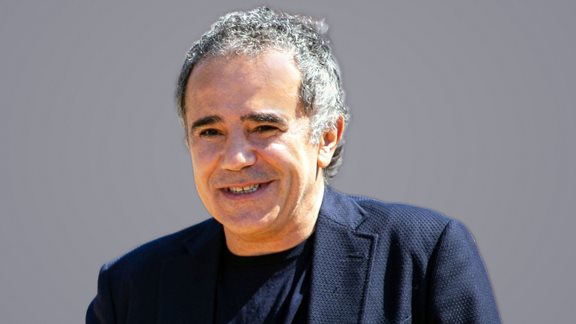 &#x3A4;&#x3AD;&#x3BB;&#x3B7;&#x3C2; &#x39C;&#x3C5;&#x3C3;&#x3C4;&#x3B1;&#x3BA;&#x3AF;&#x3B4;&#x3B7;&#x3C2;: &#x3A0;&#x3BF;&#x3B9;&#x3BF;&#x3C2; &#x3B5;&#x3AF;&#x3BD;&#x3B1;&#x3B9; &#x3BF; &#x3B4;&#x3B9;&#x3C3;&#x3B5;&#x3BA;&#x3B1;&#x3C4;&#x3BF;&#x3BC;&#x3BC;&#x3C5;&#x3C1;&#x3B9;&#x3BF;&#x3CD;&#x3C7;&#x3BF;&#x3C2; &#x3C0;&#x3BF;&#x3C5; &#x3B8;&#x3AD;&#x3BB;&#x3B5;&#x3B9; &#x3BD;&#x3B1; &#x3C7;&#x3C4;&#x3AF;&#x3C3;&#x3B5;&#x3B9; &#x3C4;&#x3BF; &#x3BD;&#x3AD;&#x3BF; &#x3B3;&#x3AE;&#x3C0;&#x3B5;&#x3B4;&#x3BF; &#x3C4;&#x3BF;&#x3C5; &#x3A0;&#x391;&#x39F;&#x39A;