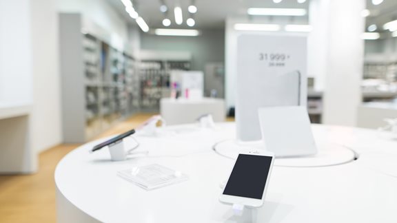 &#x397; &#x3AD;&#x3BA;&#x3C0;&#x3BB;&#x3B7;&#x3BE;&#x3B7; &#x3C3;&#x3C4;&#x3B1; &#x3B7;&#x3BB;&#x3B5;&#x3BA;&#x3C4;&#x3C1;&#x3B9;&#x3BA;&#x3AC;: &#x3A4;&#x3BF; &#x3C6;&#x3C5;&#x3C3;&#x3B9;&#x3BA;&#x3CC; &#x3BA;&#x3B1;&#x3C4;&#x3AC;&#x3C3;&#x3C4;&#x3B7;&#x3BC;&#x3B1; &quot;&#x3BD;&#x3B9;&#x3BA;&#x3AC;&quot; &#x3C4;&#x3BF; e-shop - &#x3A0;&#x3BF;&#x3B9;&#x3B5;&#x3C2; &#x3C3;&#x3C5;&#x3C3;&#x3BA;&#x3B5;&#x3C5;&#x3AD;&#x3C2; &#x3B2;&#x3B3;&#x3AE;&#x3BA;&#x3B1;&#x3BD; &#x3B1;&#x3C0;&#x3CC; &#x3C4;&#x3B7;&#x3BD; &#x3C0;&#x3C1;&#x3AF;&#x3B6;&#x3B1;