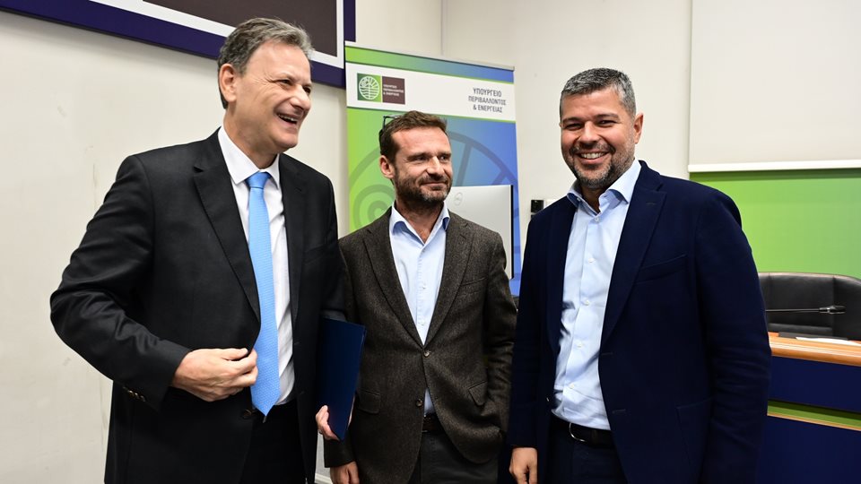 &#x398;. &#x3A3;&#x3BA;&#x3C5;&#x3BB;&#x3B1;&#x3BA;&#x3AC;&#x3BA;&#x3B7;&#x3C2;: &#x39B;&#x3CD;&#x3BD;&#x3B5;&#x3C4;&#x3B1;&#x3B9; &#x3C4;&#x3BF; &#x3C0;&#x3C1;&#x3CC;&#x3B2;&#x3BB;&#x3B7;&#x3BC;&#x3B1; &#x3C4;&#x3B7;&#x3C2; &#x3C4;&#x3B7;&#x3BB;&#x3B5;&#x3B8;&#x3AD;&#x3C1;&#x3BC;&#x3B1;&#x3BD;&#x3C3;&#x3B7;&#x3C2; &#x3C0;&#x3BF;&#x3C5; &#x3AD;&#x3BC;&#x3BF;&#x3B9;&#x3B1;&#x3B6;&#x3B5; &#x3AC;&#x3BB;&#x3C5;&#x3C4;&#x3BF;