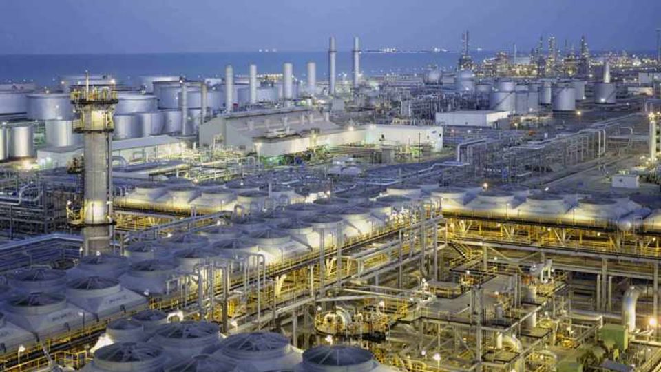 &#x393;&#x3B9;&#x3B1;&#x3C4;&#x3AF; &#x3B7; Saudi Aramco &quot;&#x3BA;&#x3C5;&#x3BD;&#x3B7;&#x3B3;&#x3AC;&quot; &#x3C3;&#x3C5;&#x3BC;&#x3BC;&#x3B5;&#x3C4;&#x3BF;&#x3C7;&#x3AD;&#x3C2; &#x3C3;&#x3B5; projects LNG &#x3C3;&#x3C4;&#x3B9;&#x3C2; &#x397;&#x3A0;&#x391;