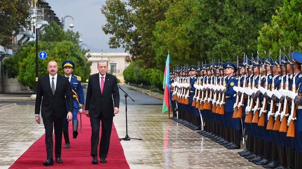 &#x39D;&#x3B1;&#x3B3;&#x3BA;&#x3CC;&#x3C1;&#x3BD;&#x3BF; &#x39A;&#x3B1;&#x3C1;&#x3B1;&#x3BC;&#x3C0;&#x3AC;&#x3C7;: &#x397; &#x3B5;&#x3C0;&#x3AF;&#x3B8;&#x3B5;&#x3C3;&#x3B7;-&#x3B1;&#x3C3;&#x3C4;&#x3C1;&#x3B1;&#x3C0;&#x3AE; &#x3C4;&#x3C9;&#x3BD; &#x391;&#x3B6;&#x3AD;&#x3C1;&#x3C9;&#x3BD; &#x3C0;&#x3C1;&#x3BF;&#x3C9;&#x3B8;&#x3B5;&#x3AF; &#x3C4;&#x3B9;&#x3C2; &#x3B2;&#x3BB;&#x3AD;&#x3C8;&#x3B5;&#x3B9;&#x3C2; &#x395;&#x3C1;&#x3BD;&#x3C4;&#x3BF;&#x3B3;&#x3AC;&#x3BD; &#x3C3;&#x3C4;&#x3BF;&#x3BD; &#x3BD;&#x3CC;&#x3C4;&#x3B9;&#x3BF; &#x39A;&#x3B1;&#x3CD;&#x3BA;&#x3B1;&#x3C3;&#x3BF;