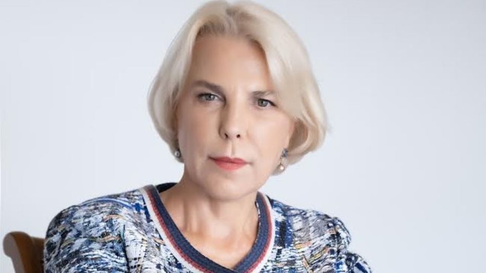 &#x39B;&#x3B9;&#x3BB;&#x3AE; &#x3A0;&#x3B5;&#x3C1;&#x3B3;&#x3B1;&#x3BD;&#x3C4;&#x3AC;: &#x397; &#x3B9;&#x3C3;&#x3C4;&#x3BF;&#x3C1;&#x3AF;&#x3B1; &#x3B5;&#x3C0;&#x3B9;&#x3C4;&#x3C5;&#x3C7;&#x3AF;&#x3B1;&#x3C2;, &#x3B7; Power Health &#x3BA;&#x3B1;&#x3B9; &#x3C4;&#x3BF; Dragons&#x2019; Den