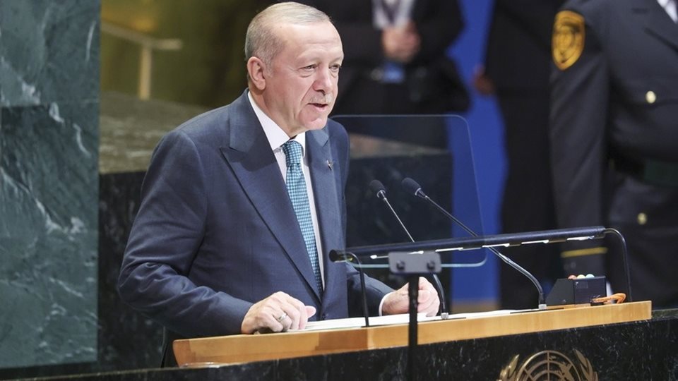 &#x39F; &#x395;&#x3C1;&#x3BD;&#x3C4;&#x3BF;&#x3B3;&#x3AC;&#x3BD; &#x3C3;&#x3C0;&#x3C1;&#x3CE;&#x3C7;&#x3BD;&#x3B5;&#x3B9; &#x3C4;&#x3B7;&#x3BD; &#x3A4;&#x3BF;&#x3C5;&#x3C1;&#x3BA;&#x3AF;&#x3B1; &#x3C3;&#x3C4;&#x3BF; &#x3AF;&#x3B4;&#x3B9;&#x3BF; &#x3BD;&#x3B1;&#x3C1;&#x3BA;&#x3BF;&#x3C0;&#x3AD;&#x3B4;&#x3B9;&#x3BF; &#x3BC;&#x3B5; &#x3C4;&#x3BF; &#x399;&#x3C1;&#x3AC;&#x3BD;