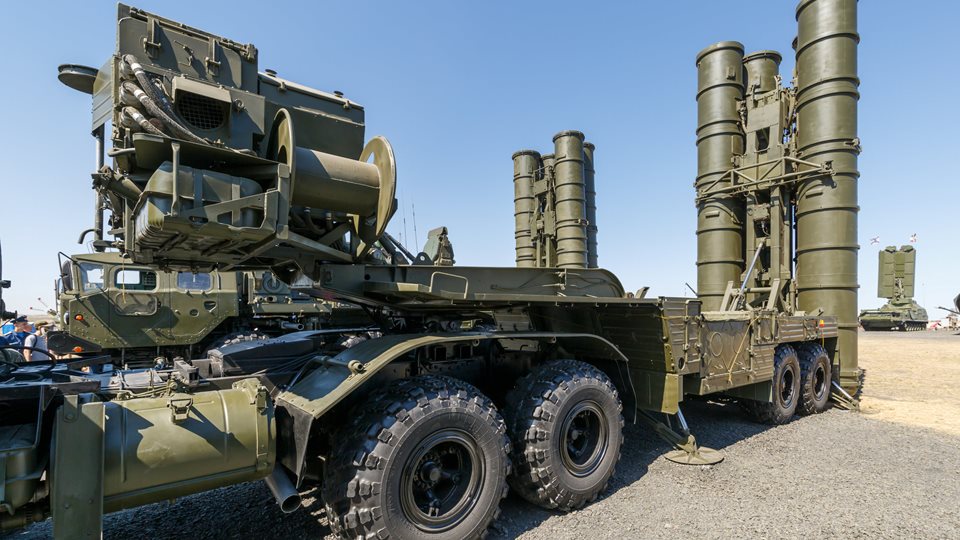 &#x393;&#x3B9;&#x3B1;&#x3C4;&#x3AF; &#x3B7; &#x3A1;&#x3C9;&#x3C3;&#x3AF;&#x3B1; &#x3B8;&#x3AD;&#x3BB;&#x3B5;&#x3B9; &#x3BD;&#x3B1; &#x3B1;&#x3B3;&#x3BF;&#x3C1;&#x3AC;&#x3C3;&#x3B5;&#x3B9; &#x3C4;&#x3BF;&#x3C5;&#x3C2; S-400 &#x3C0;&#x3BF;&#x3C5; &#x3B5;&#x3AF;&#x3C7;&#x3B5; &#x3C0;&#x3BF;&#x3C5;&#x3BB;&#x3AE;&#x3C3;&#x3B5;&#x3B9; &#x3C3;&#x3C4;&#x3B7;&#x3BD; &#x3A4;&#x3BF;&#x3C5;&#x3C1;&#x3BA;&#x3AF;&#x3B1; - &#x39F;&#x3B9; &quot;&#x3C0;&#x3B1;&#x3C1;&#x3B5;&#x3BD;&#x3AD;&#x3C1;&#x3B3;&#x3B5;&#x3B9;&#x3B5;&#x3C2;&quot; &#x3C3;&#x3C4;&#x3B7; &#x39C;&#x3AD;&#x3C3;&#x3B7; &#x391;&#x3BD;&#x3B1;&#x3C4;&#x3BF;&#x3BB;&#x3AE;