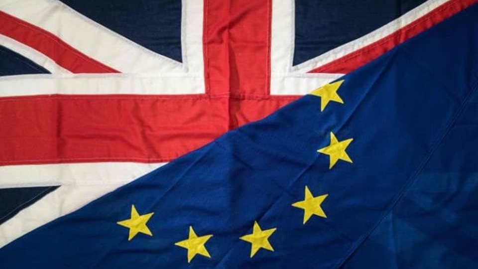 &#x3A0;&#x3CE;&#x3C2; &#x3C4;&#x3BF; Brexit &#x3B5;&#x3C0;&#x3B7;&#x3C1;&#x3B5;&#x3AC;&#x3B6;&#x3B5;&#x3B9; &#x3C4;&#x3B9;&#x3C2; business