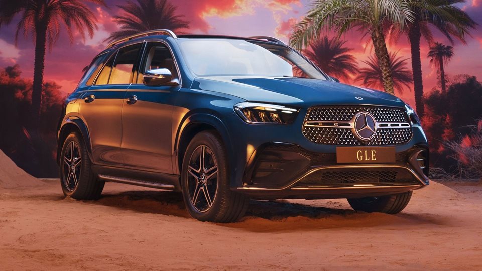 Mercedes GLE Iconic: &#x3A4;&#x3BF; &#x3B4;&#x3C5;&#x3BD;&#x3B1;&#x3BC;&#x3B9;&#x3BA;&#x3CC; SUV &#x3C3;&#x3C4;&#x3B7;&#x3BD; &#x3C0;&#x3B9;&#x3BF; &#x3B5;&#x3BB;&#x3BA;&#x3C5;&#x3C3;&#x3C4;&#x3B9;&#x3BA;&#x3AE; &#x3AD;&#x3BA;&#x3B4;&#x3BF;&#x3C3;&#x3AE; &#x3C4;&#x3BF;&#x3C5;
