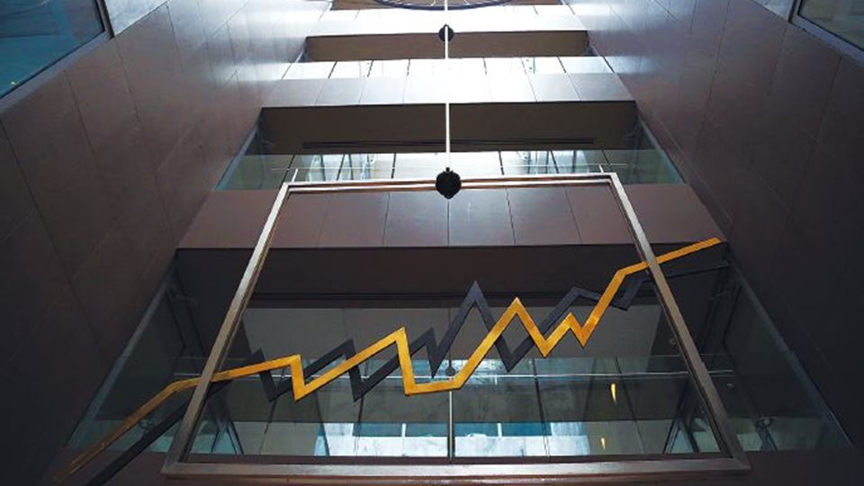 &#x3A0;&#x3AE;&#x3C1;&#x3B1;&#x3BD; &#x3C6;&#x3C9;&#x3C4;&#x3B9;&#x3AC; &#x3BF;&#x3B9; &#x3B5;&#x3BB;&#x3BB;&#x3B7;&#x3BD;&#x3B9;&#x3BA;&#x3AD;&#x3C2; &#x3BC;&#x3B5;&#x3C4;&#x3BF;&#x3C7;&#x3AD;&#x3C2;, &#x3B5;&#x3BD;&#x3CE; &#x3C3;&#x3BA;&#x3AC;&#x3B5;&#x3B9; &#x3B7; &#x3B1;&#x3C1;&#x3B9;&#x3C3;&#x3C4;&#x3B5;&#x3C1;&#x3AE; &#x3C6;&#x3BF;&#x3CD;&#x3C3;&#x3BA;&#x3B1;