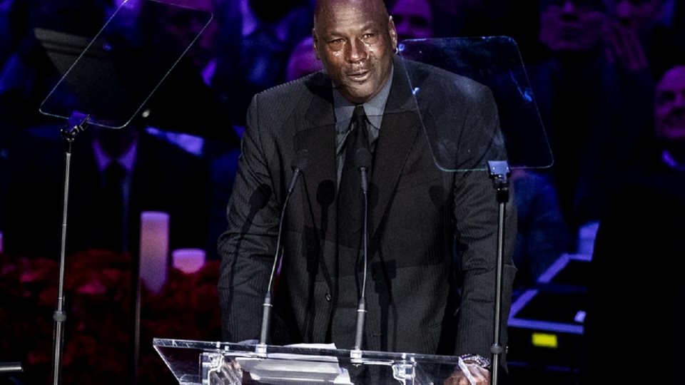 &#x39F; Michael Jordan, &#x3BC;&#x3B5; &#x3B1;&#x3BE;&#x3AF;&#x3B1; $3 &#x3B4;&#x3B9;&#x3C3;., &#x3BC;&#x3C0;&#x3AE;&#x3BA;&#x3B5; &#x3C3;&#x3C4;&#x3BF; &#x3BA;&#x3BB;&#x3B1;&#x3BC;&#x3C0; &#x3C4;&#x3C9;&#x3BD; 400 &#x3C0;&#x3BB;&#x3BF;&#x3C5;&#x3C3;&#x3B9;&#x3CC;&#x3C4;&#x3B5;&#x3C1;&#x3C9;&#x3BD; &#x3B1;&#x3BD;&#x3B8;&#x3C1;&#x3CE;&#x3C0;&#x3C9;&#x3BD; &#x3C4;&#x3B7;&#x3C2; &#x391;&#x3BC;&#x3B5;&#x3C1;&#x3B9;&#x3BA;&#x3AE;&#x3C2;