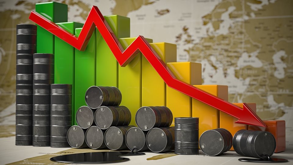 Σε χαμηλό 7 εβδομάδων κατρακύλησε το αργό - Απώλειες άνω του 3% την Τετάρτη