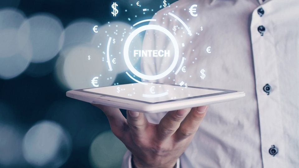 &#x3A0;&#x3CC;&#x3C3;&#x3BF; &#x3AD;&#x3C0;&#x3B5;&#x3C3;&#x3B5; &#x3B7; &#x3B1;&#x3BE;&#x3AF;&#x3B1; &#x3C4;&#x3C9;&#x3BD; &#x3BA;&#x3BF;&#x3C1;&#x3C5;&#x3C6;&#x3B1;&#x3AF;&#x3C9;&#x3BD; fintech startups &#x3BC;&#x3B5;&#x3C4;&#x3AC; &#x3C4;&#x3BF; &quot;&#x3BC;&#x3B1;&#x3C7;&#x3B1;&#x3AF;&#x3C1;&#x3B9;&quot; &#x3C3;&#x3C4;&#x3B9;&#x3C2; &#x3C7;&#x3C1;&#x3B7;&#x3BC;&#x3B1;&#x3C4;&#x3BF;&#x3B4;&#x3BF;&#x3C4;&#x3AE;&#x3C3;&#x3B5;&#x3B9;&#x3C2;