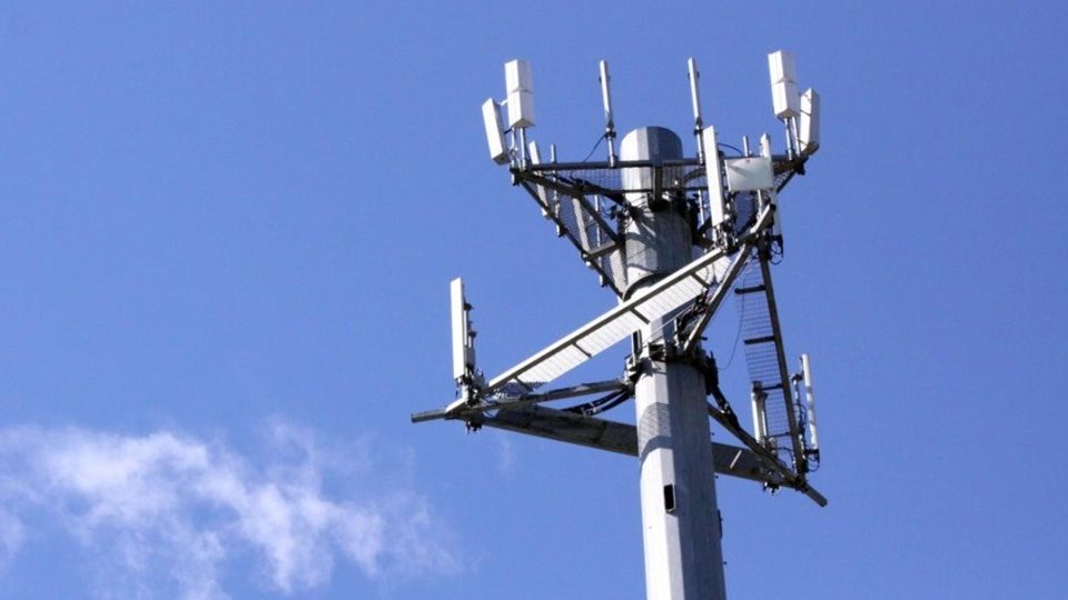 Από το ακουστικό στο smartphone: Πώς η κινητή τηλεφωνία κυριάρχησε σε όγκο κλήσεων και έσοδα έναντι της σταθερής