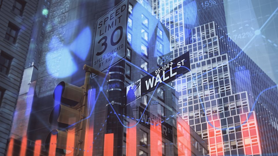 Wall Street: &#x3A0;&#x3C1;&#x3BF;&#x3C2; &#x3BD;&#x3AD;&#x3B1; &#x3C1;&#x3B5;&#x3BA;&#x3CC;&#x3C1; S&amp;P 500 &#x3BA;&#x3B1;&#x3B9; Nasdaq &#x3BC;&#x3B5; &#x3C4;&#x3BF; &#x3B2;&#x3BB;&#x3AD;&#x3BC;&#x3BC;&#x3B1; &#x3C3;&#x3C4;&#x3B7;&#x3BD; Fed